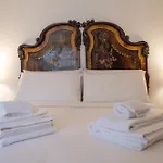 Vittorio Emanuele Suite Apartment